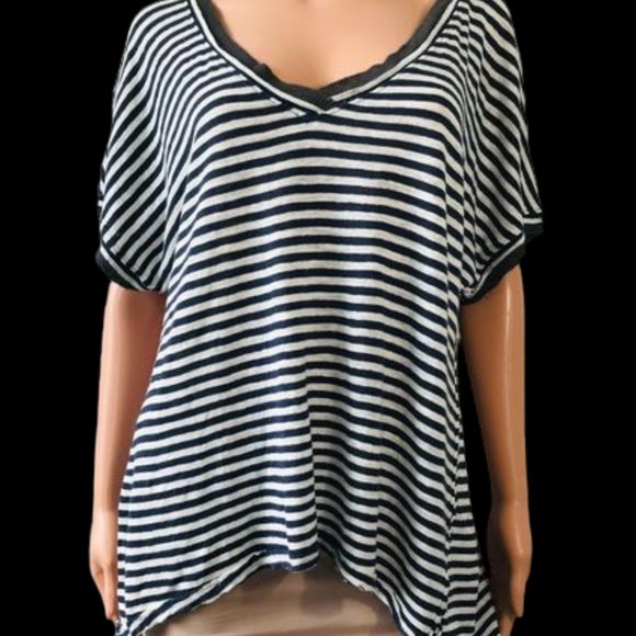 Free People We The Free Black & Cream Stripe Short Sleeve High Low Tunic… - Picture 9 of 9
